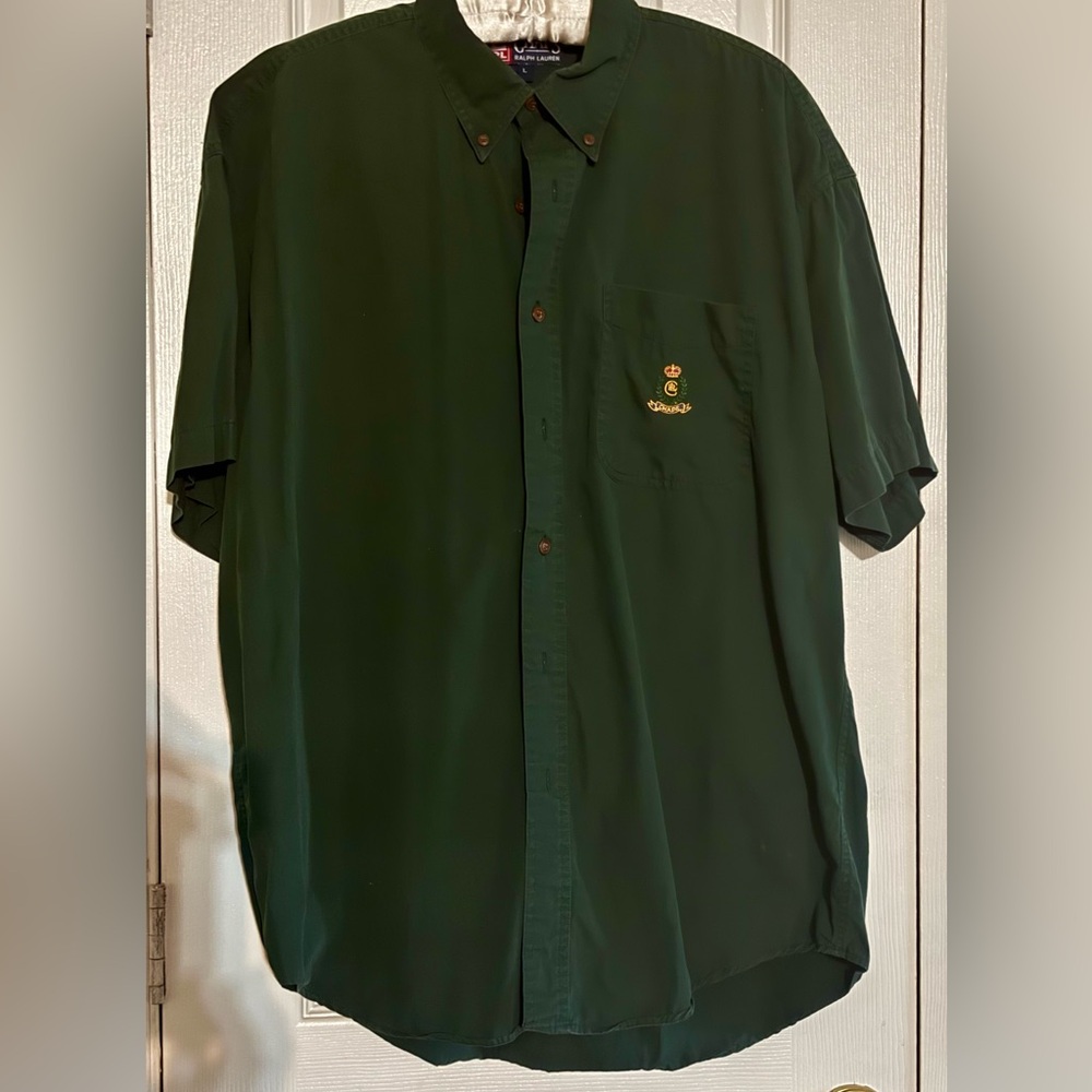 Chaps Dark Green Short-Sleeve Button-Down Shirt with Embroidered Crest